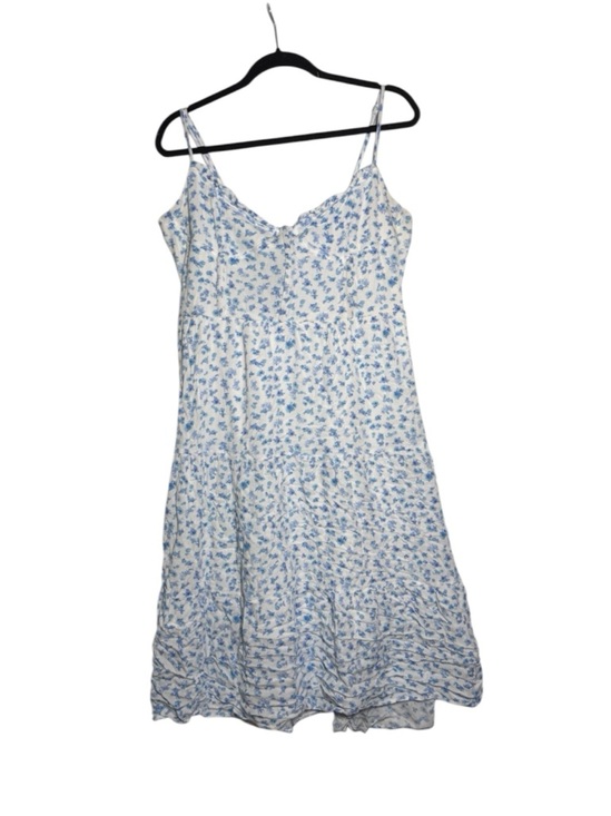 Dee Elly Dresses & Skirts - Dee Elly Dainty Blue and White Floral Sundress Tiered Mid Calf Size XL Lined